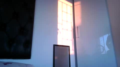 Snapshot of indanbella19 chatting on June 11, 2026, 5:05 am indanbella19 online show from June 11, 2026, 5:05 am