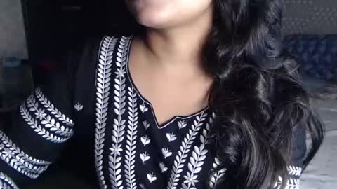 Anu online show from September 18, 2025, 5:26 pm