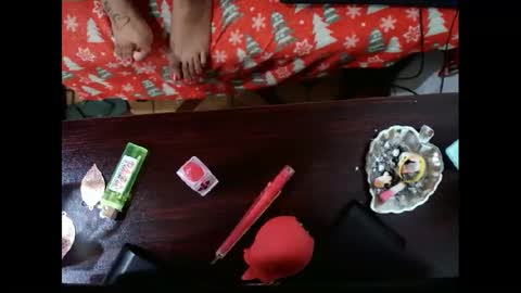 Snapshot of indian_candyxx chatting on December 2, 2024, 11:23 am Candy cat online show from December 2, 2024, 11:23 am