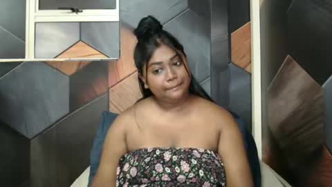 Melz online show from February 3, 2026, 6:51 am