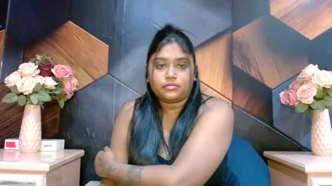 Snapshot of indian_rimmelx chatting on April 28, 2026, 2:44 pm Melz online show from April 28, 2026, 2:44 pm