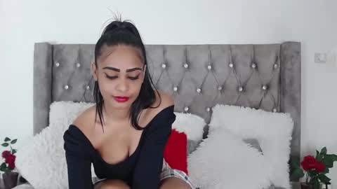 Snapshot of indian_swaggerliciousx chatting on February 6, 2025, 6:46 pm Jazmin online show from February 6, 2025, 6:46 pm