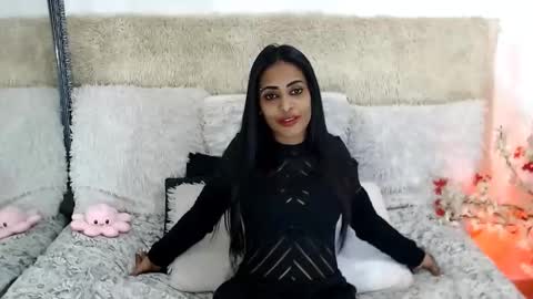 Snapshot of indian_swaggerliciousx chatting on September 19, 2025, 11:49 pm Jazmin online show from September 19, 2025, 11:49 pm