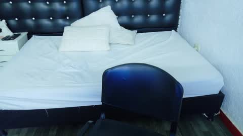 indian_whore18 online show from March 31, 2026, 8:42 pm