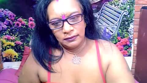 Snapshot of indianace1 chatting on August 3, 2026, 9:04 am priyadashree online show from August 3, 2026, 9:04 am
