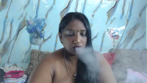 Snapshot of indianblue3 chatting on June 4, 2026, 9:15 am tracy online show from June 4, 2026, 9:15 am