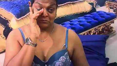 Snapshot of indiancherrypie chatting on February 2, 2026, 5:39 am indiancherrypie online show from February 2, 2026, 5:39 am