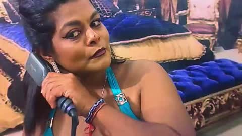 Snapshot of indiancherrypie chatting on February 12, 2026, 9:37 am indiancherrypie online show from February 12, 2026, 9:37 am