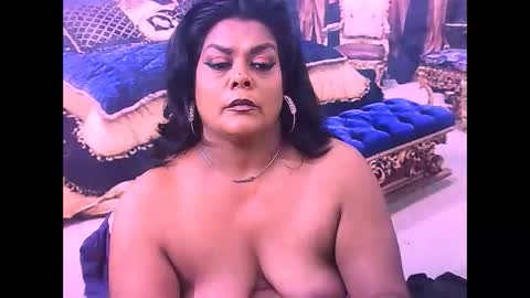 Snapshot of indiancherrypie chatting on February 17, 2026, 11:29 am indiancherrypie online show from February 17, 2026, 11:29 am