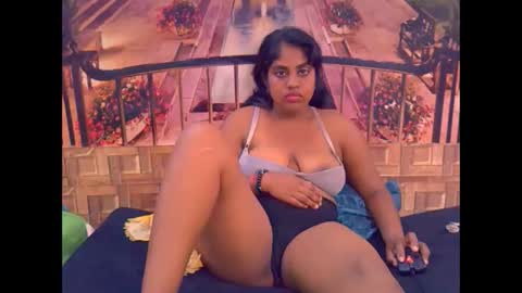 Snapshot of indiandiva27 chatting on February 3, 2026, 6:22 am indiandiva27 online show from February 3, 2026, 6:22 am