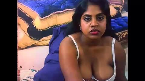 Snapshot of indiandiva27 chatting on February 10, 2026, 6:56 pm indiandiva27 online show from February 10, 2026, 6:56 pm