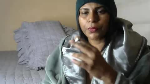Snapshot of indiandreams_ chatting on July 6, 2026, 6:43 am Palavi online show from July 6, 2026, 6:43 am