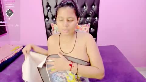 PARADISEQUEEN online show from January 4, 2025, 4:23 am