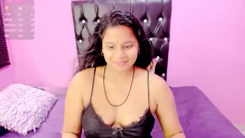 PARADISEQUEEN online show from February 8, 2025, 9:24 am
