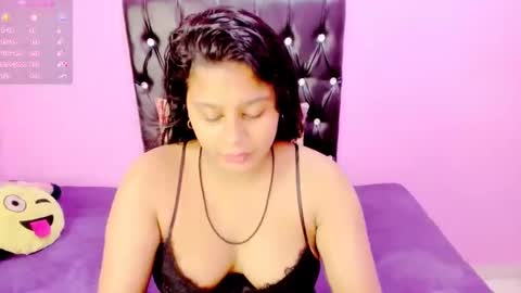 PARADISEQUEEN online show from February 23, 2025, 2:46 pm