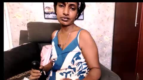 indianhoneyx online show from March 4, 2026, 7:03 am