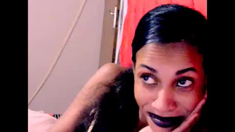 indianqueen5 online show from October 19, 2025, 12:28 pm