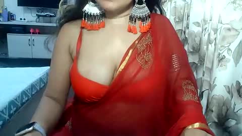 Radha online show from February 4, 2025, 6:06 pm