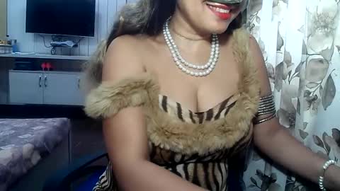 Radha online show from February 26, 2025, 9:05 pm