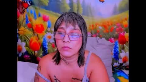 Snapshot of indianroxy27 chatting on May 12, 2026, 7:16 am indianroxy27 online show from May 12, 2026, 7:16 am