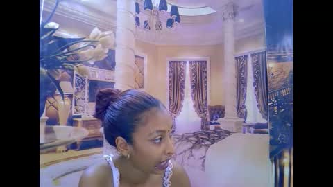 indiansexybutt4u2luv online show from March 1, 2026, 7:10 am