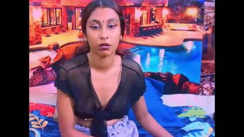 indiansexybutt4u2luv online show from April 1, 2026, 8:26 am