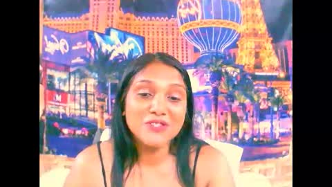 indiansexylady4u online show from September 19, 2025, 7:10 am
