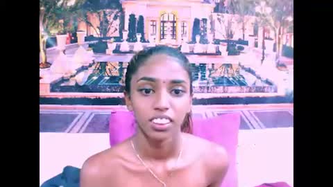 indiansexyslender4u2luv online show from December 31, 2024, 12:04 pm
