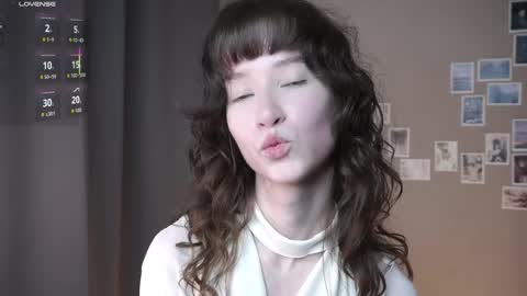 Snapshot of indiramcclamroch chatting on April 22, 2026, 7:15 pm My name Nancy online show from April 22, 2026, 7:15 pm