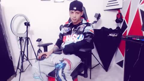 Snapshot of indomitablebeast chatting on November 13, 2025, 11:36 pm matias online show from November 13, 2025, 11:36 pm