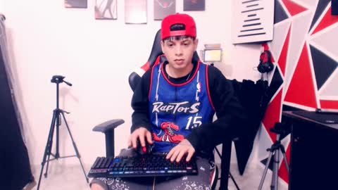 Snapshot of indomitablebeast chatting on November 29, 2025, 3:42 am matias online show from November 29, 2025, 3:42 am