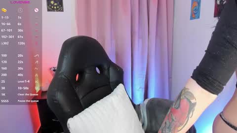 Snapshot of indra_cam chatting on February 19, 2026, 5:03 am Diana online show from February 19, 2026, 5:03 am