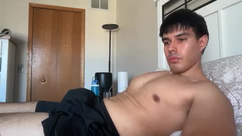 Lucas online show from November 18, 2025, 7:07 pm