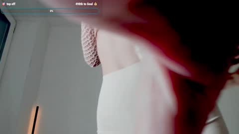 Sabi online show from September 26, 2025, 3:27 pm