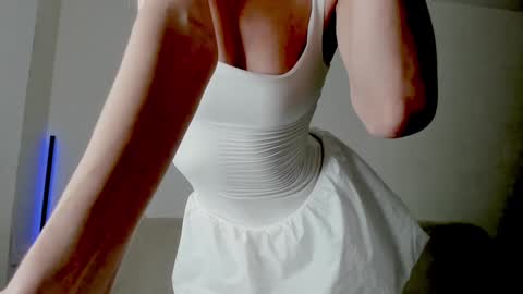 Sabi online show from October 20, 2025, 9:15 pm