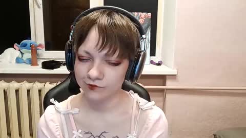 Keily online show from October 14, 2025, 4:19 pm