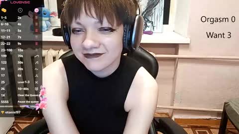 Keily online show from October 17, 2025, 4:20 pm