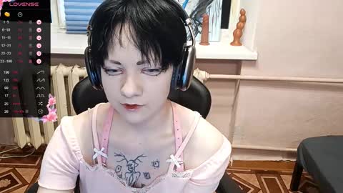 Keily online show from November 2, 2025, 1:02 pm