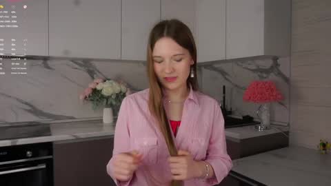 KATALINA online show from April 6, 2026, 11:11 am