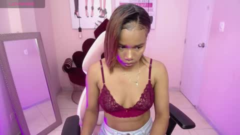 ingrid03_taffur online show from October 10, 2025, 8:08 pm