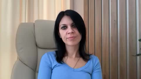 InjaAtHome online show from November 15, 2025, 8:44 am