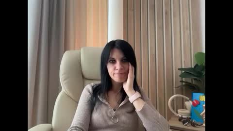 Snapshot of injaathome chatting on June 2, 2026, 12:40 pm InjaAtHome online show from June 2, 2026, 12:40 pm