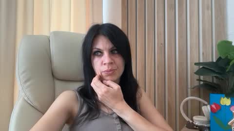 Snapshot of injaathome chatting on June 29, 2026, 10:15 am InjaAtHome online show from June 29, 2026, 10:15 am