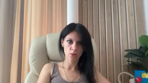 Snapshot of injaathome chatting on July 2, 2026, 9:04 am InjaAtHome online show from July 2, 2026, 9:04 am