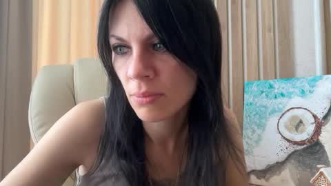 Snapshot of injaathome chatting on July 4, 2026, 8:53 am InjaAtHome online show from July 4, 2026, 8:53 am