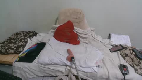 Snapshot of ink_brunette chatting on January 19, 2025, 11:32 pm ink brunette online show from January 19, 2025, 11:32 pm