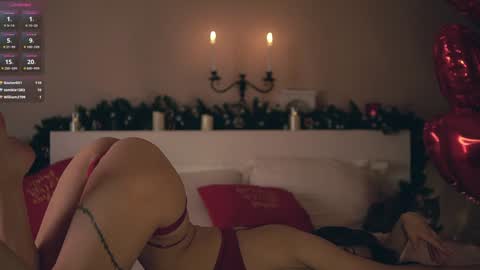 Im Senise Welcome to my room My instagram  online show from December 31, 2024, 6:59 am