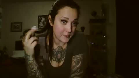 Snapshot of inkedcookies chatting on December 31, 2024, 6:37 am inkedcookies online show from December 31, 2024, 6:37 am