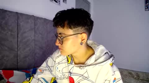 lyan onlyfans n linda online show from February 17, 2026, 4:02 pm