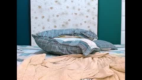 inkedsabrina online show from February 4, 2025, 4:08 pm